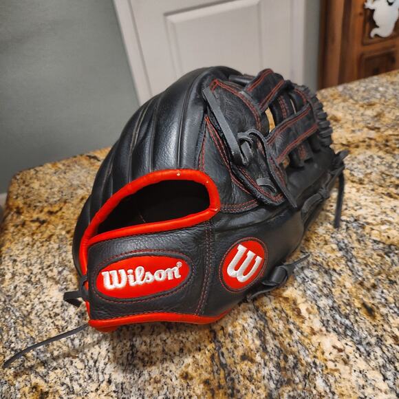Wilson Black and Red Baseball Glove Model A950 Size 14" Model AD6RB16B514 - Picture 5 of 14